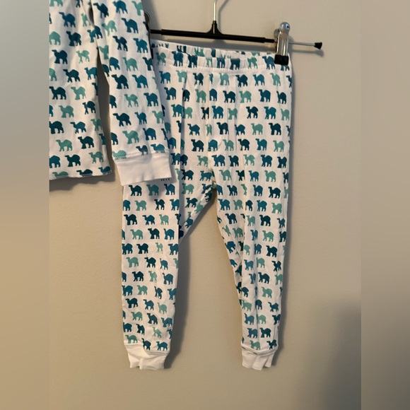 Roller Rabbit Multicolor Camel Pajamas - Picture 3 of 4